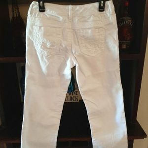 Maurice's white capri